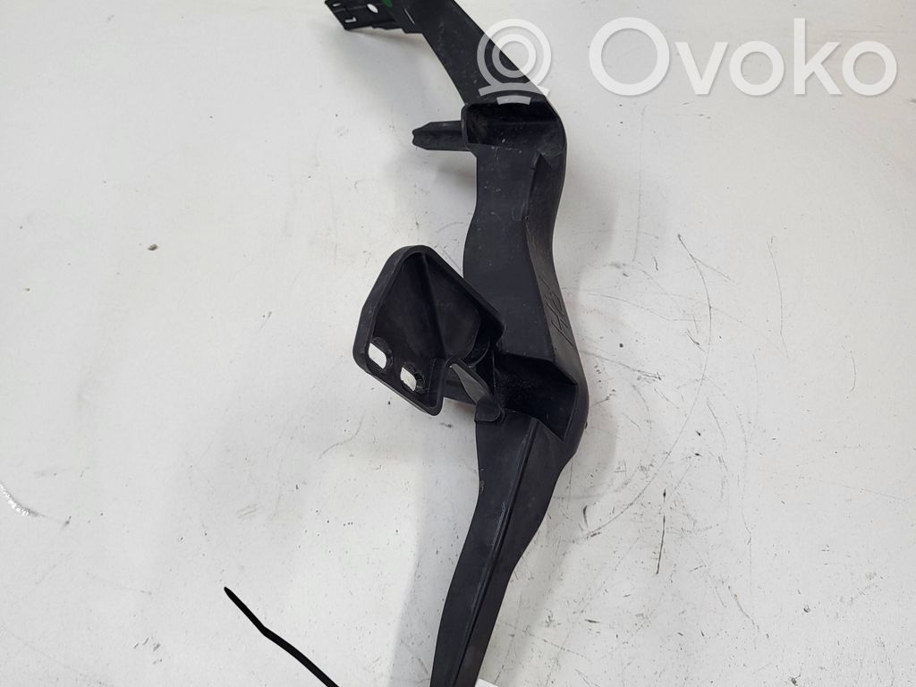 Opel Astra K Ajovalon kannake 