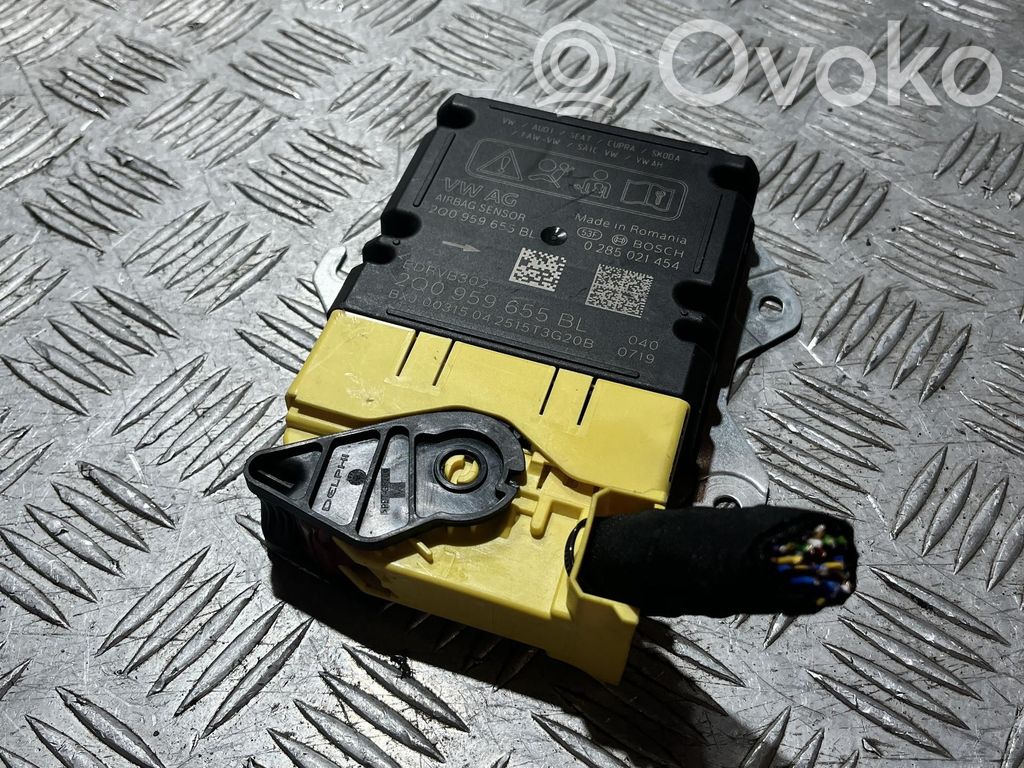 Skoda Kamiq Airbag control unit/module 