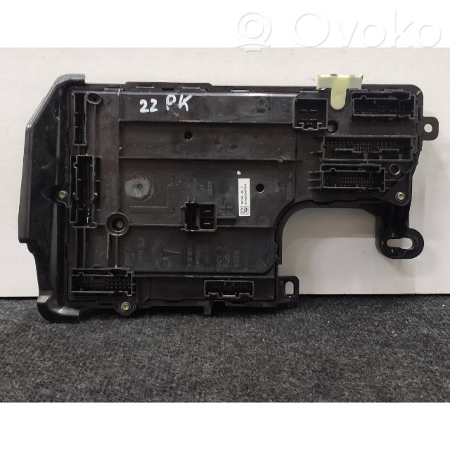 Tesla Model 3 Komforto modulis 