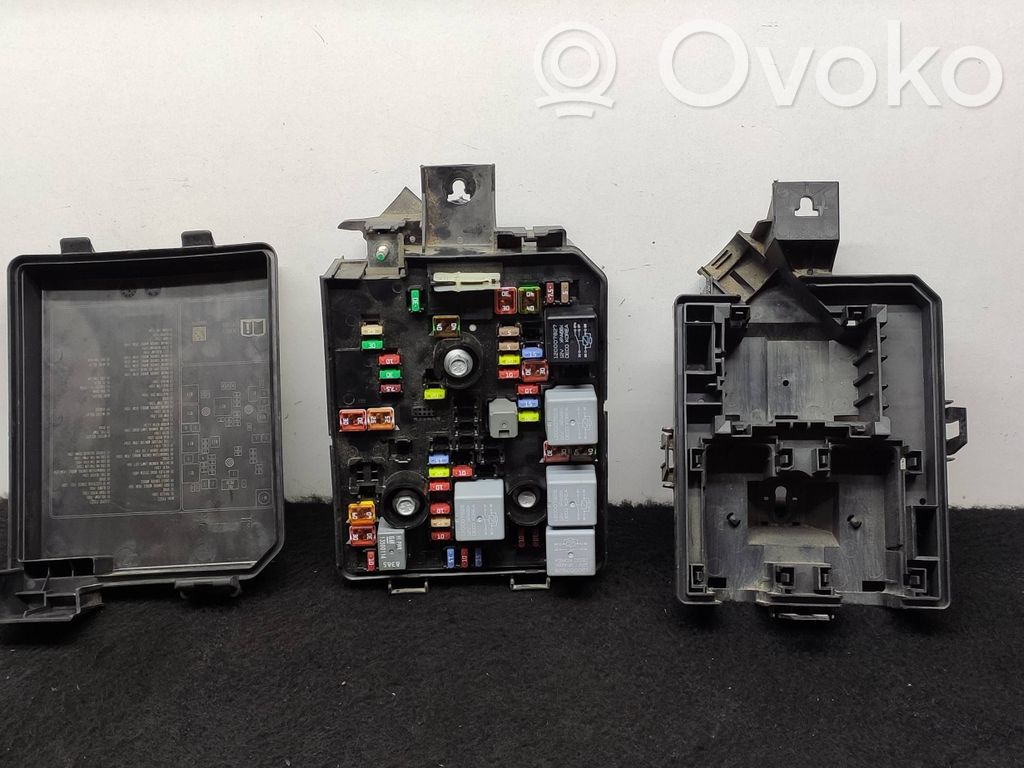 Opel Corsa E Fuse module 