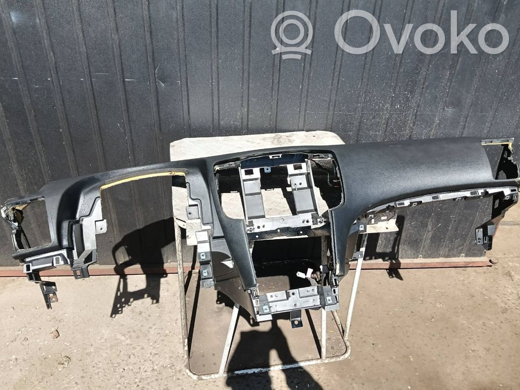 Infiniti G37 Bord 