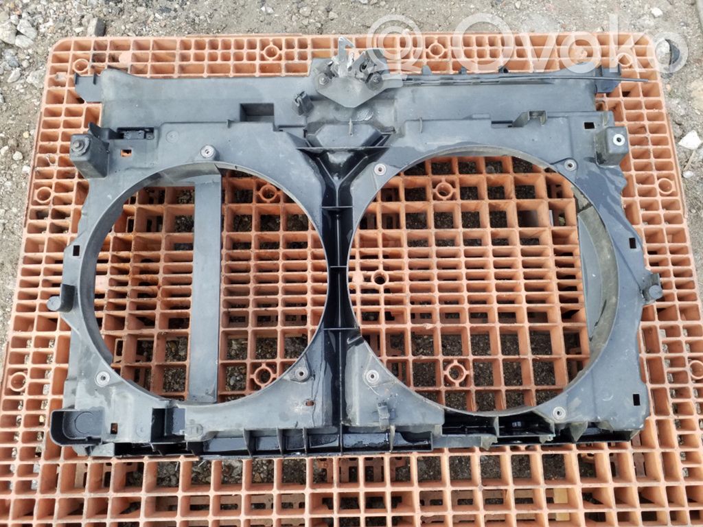 Radiatoru panelis   1440107980