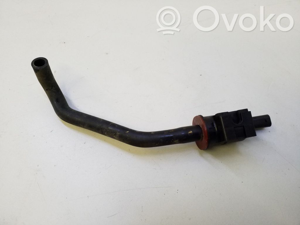 Jeep Cherokee KL Manguera/tubo del líquido refrigerante 