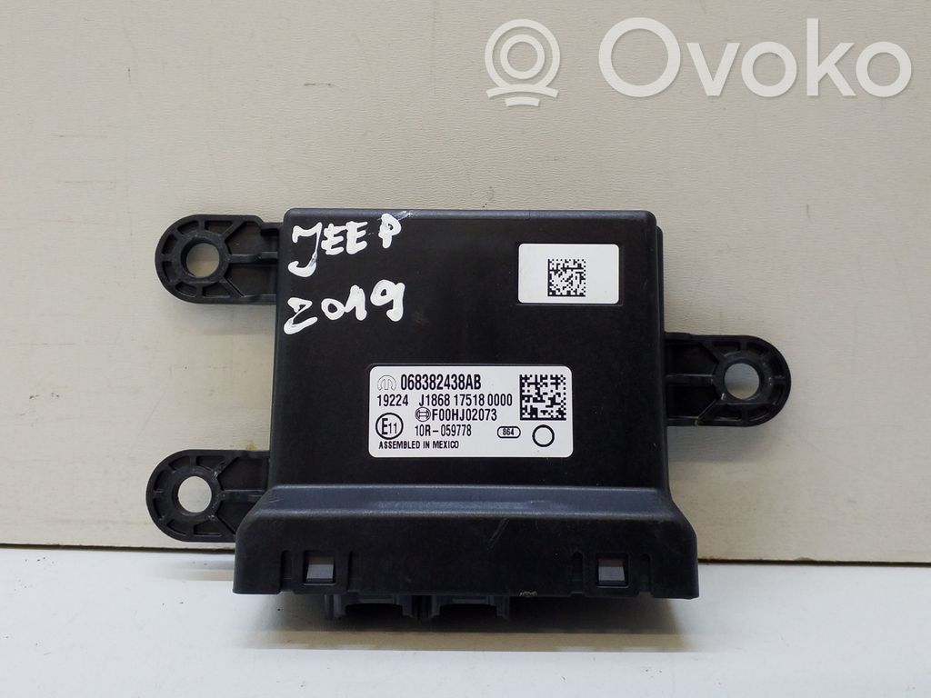 Combustion control unit/module   068382438AB,68382438AB