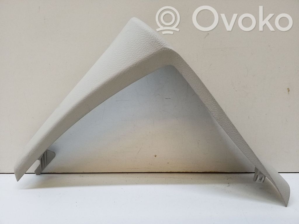 Chrysler Pacifica (A) pillar trim 