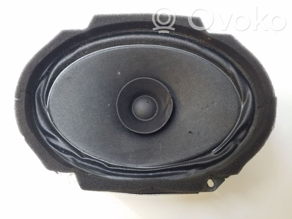 Mazda 5 Altavoz de la puerta trasera 