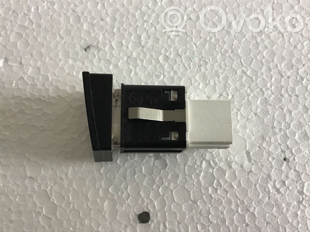 Volkswagen PASSAT B6 Interruptor ESP (programa de estabilidad) 