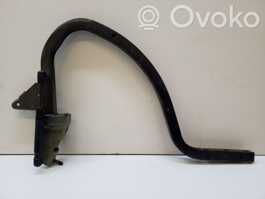 Chrysler 300C Tailgate/trunk/boot hinge 