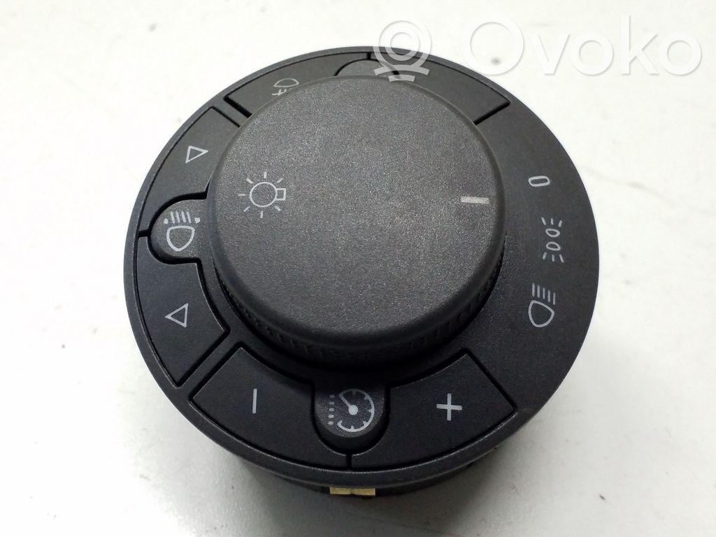 Opel Corsa D Light switch 