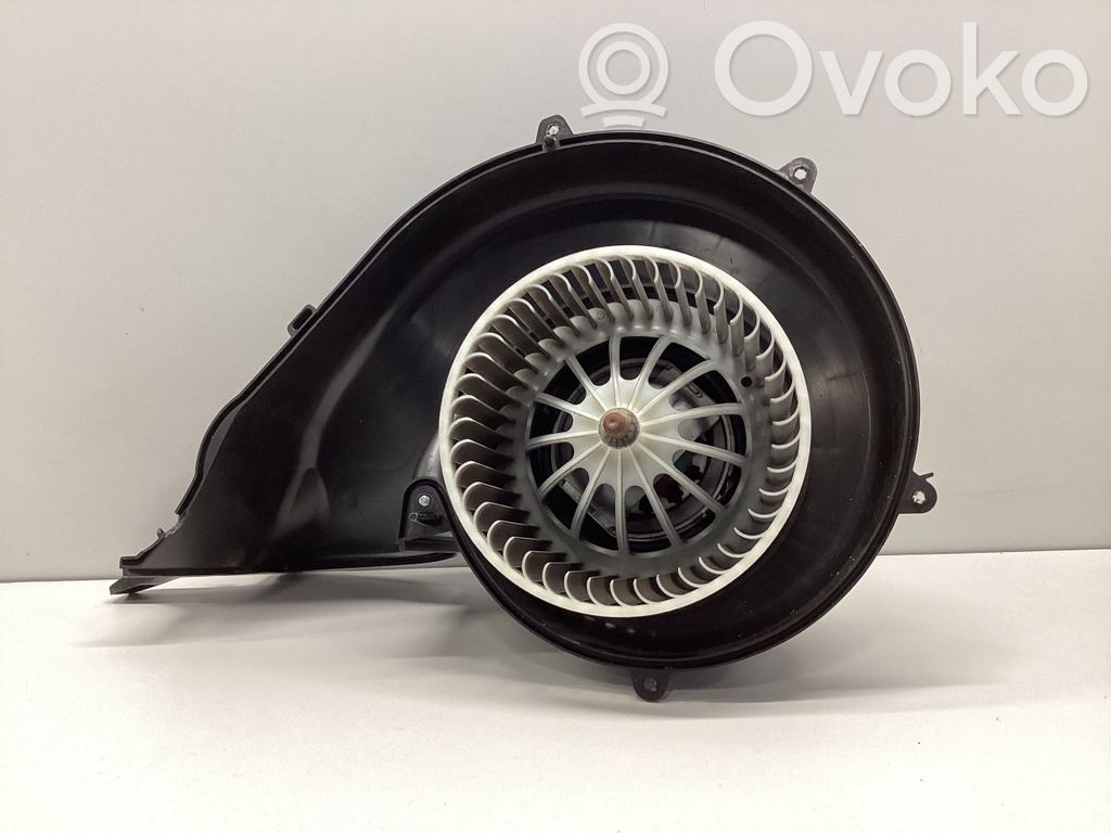 Mazā radiatora ventilators   EC129002