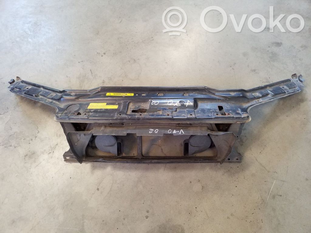 Volvo V70 Staffa del pannello di supporto del radiatore parte superiore 