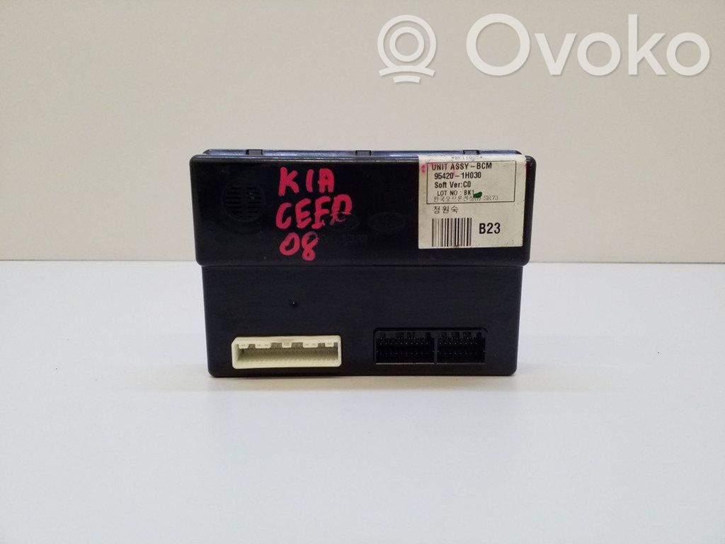 KIA Ceed Comfort/convenience module 