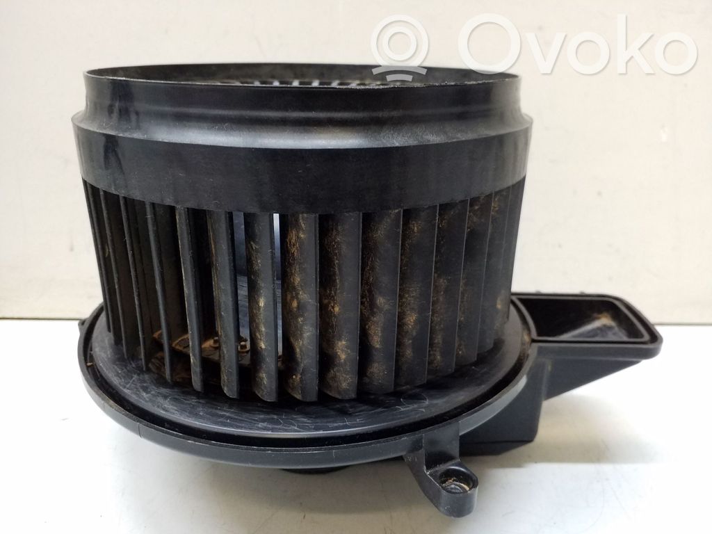 Dodge Challenger Mazā radiatora ventilators 
