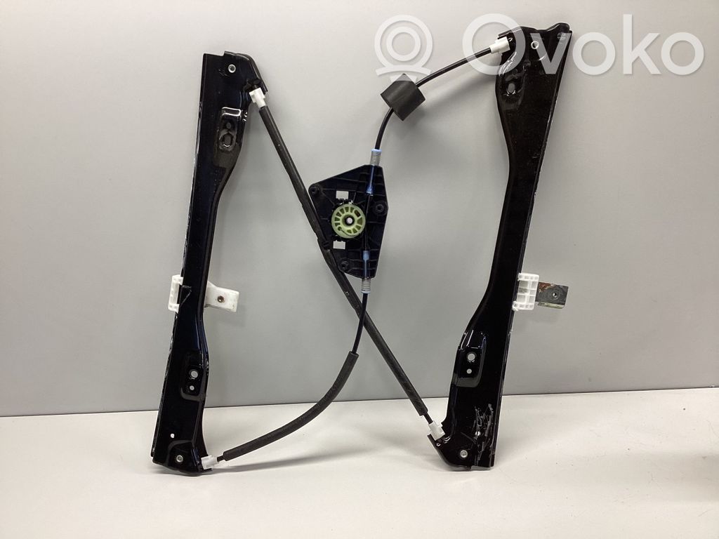 Front window lifting mechanism without motor