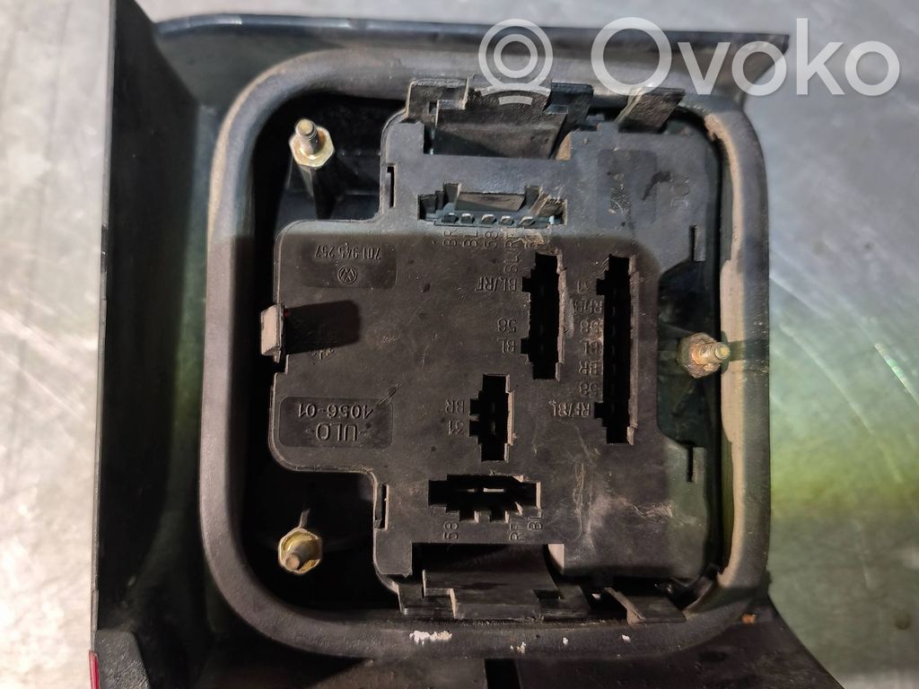 Lampa tylna   70194511