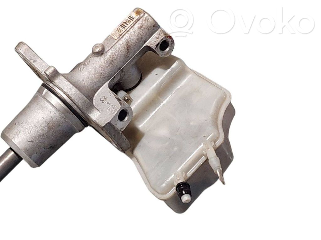 Mercedes-Benz Sprinter W901 W902 W903 W904 Główny cylinder hamulca 
