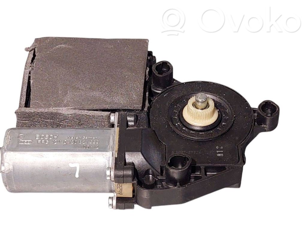 Volkswagen Multivan T5 Motor macara geam ușă față 