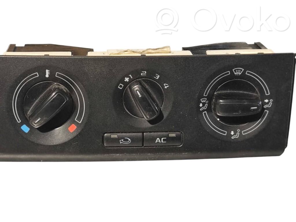 Panel klimatyzacji   5J0820045D,901516720001