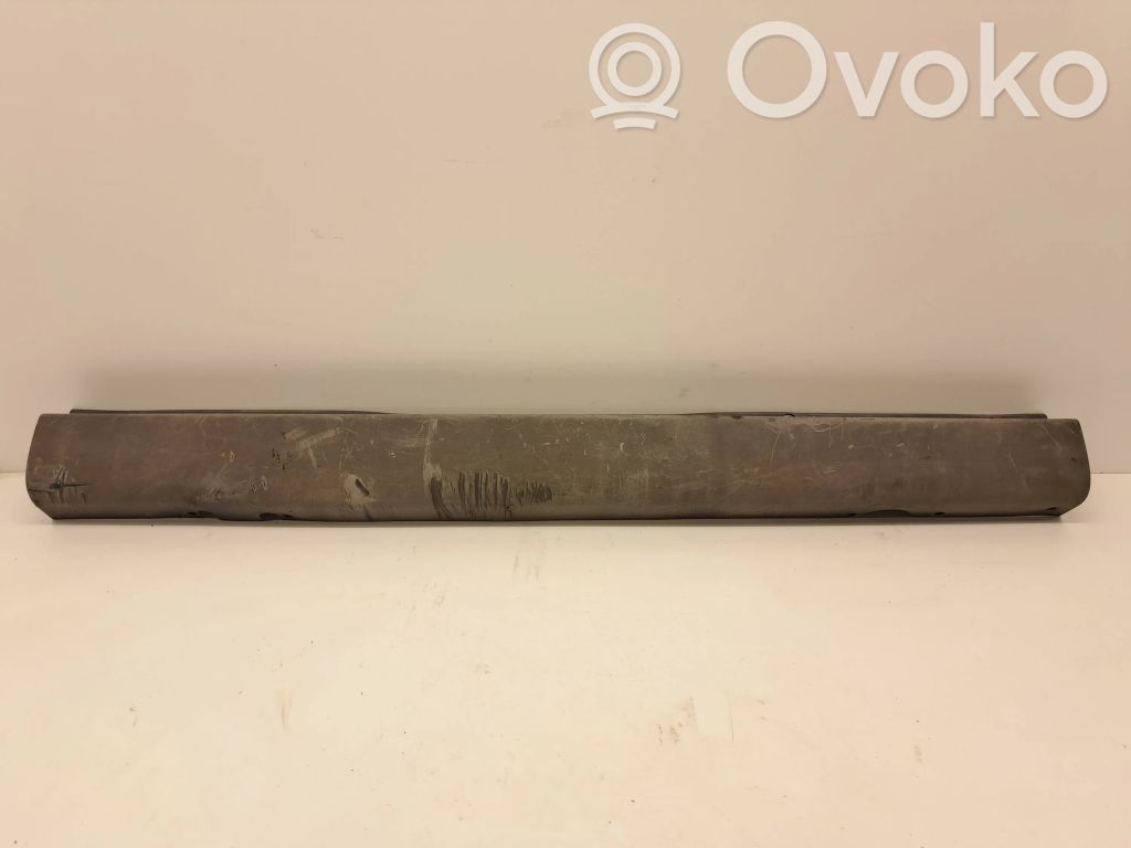 Puskuri   YC1517E962A
