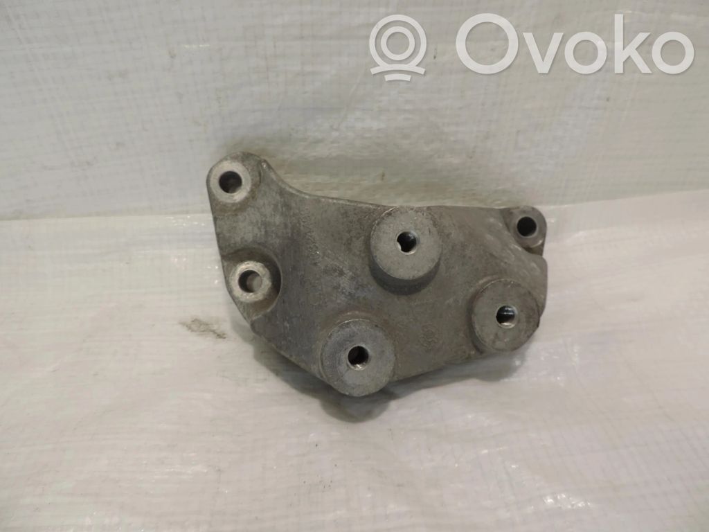 Opel Astra J Gearbox mounting bracket 