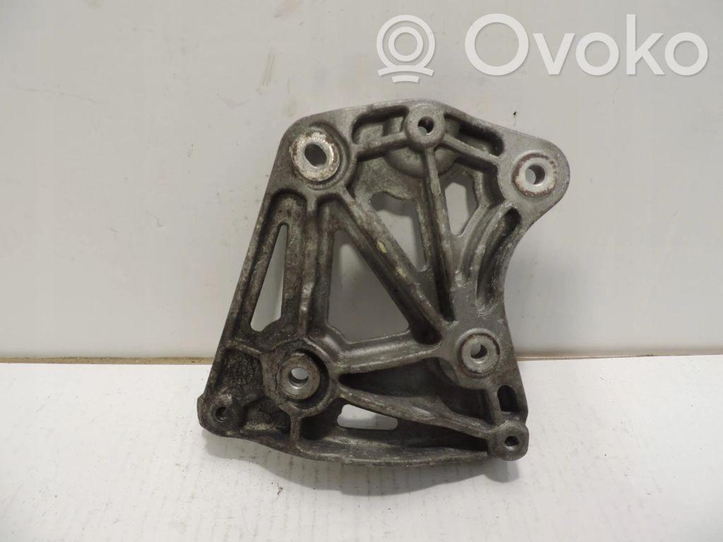 Opel Antara A/C compressor mount bracket 