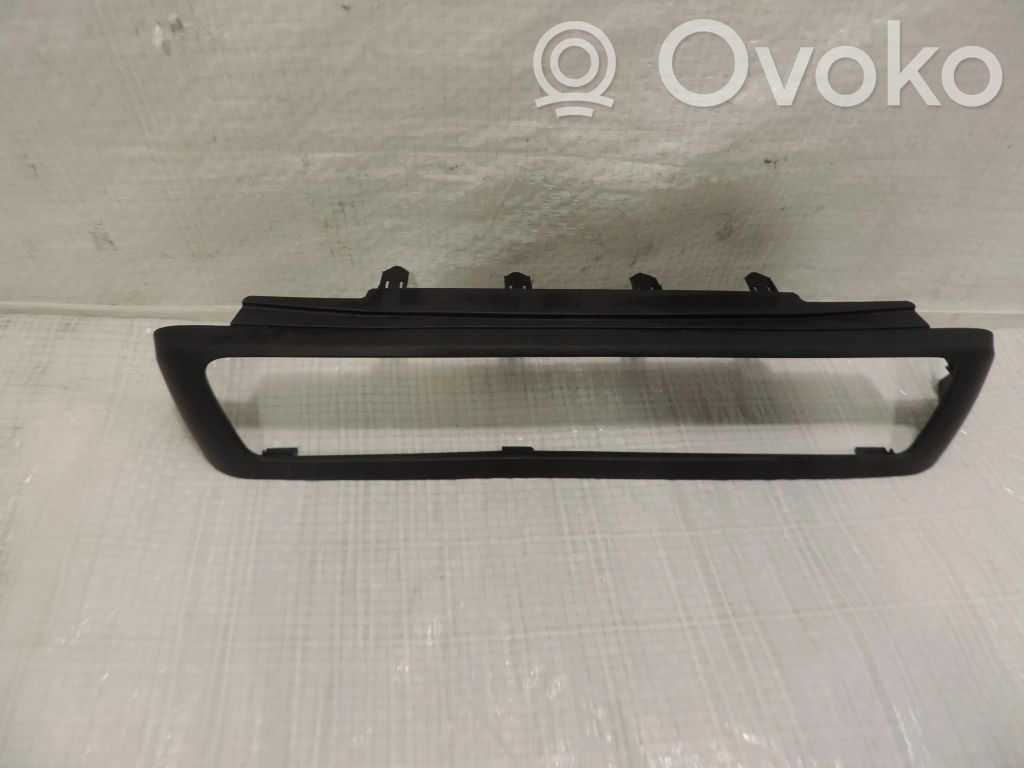 Opel Combo E Dashboard center trim panel 