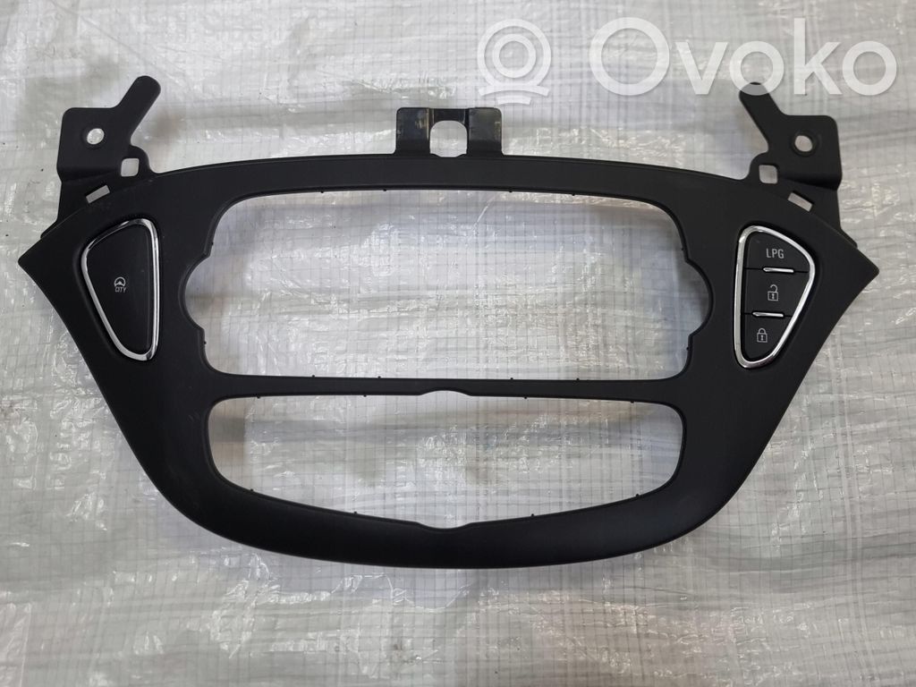 Opel Corsa E Dashboard center trim panel 