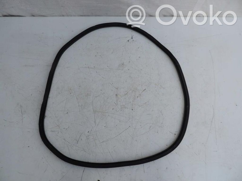 Ford Mondeo MK V Rear door rubber seal (on body) 