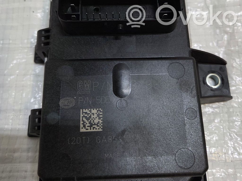 Opel Zafira C Fuel level sensor 