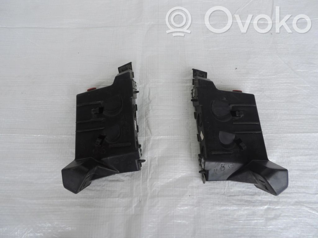 Ford Turneo Courier Uchwyt / Mocowanie zderzaka przedniego 