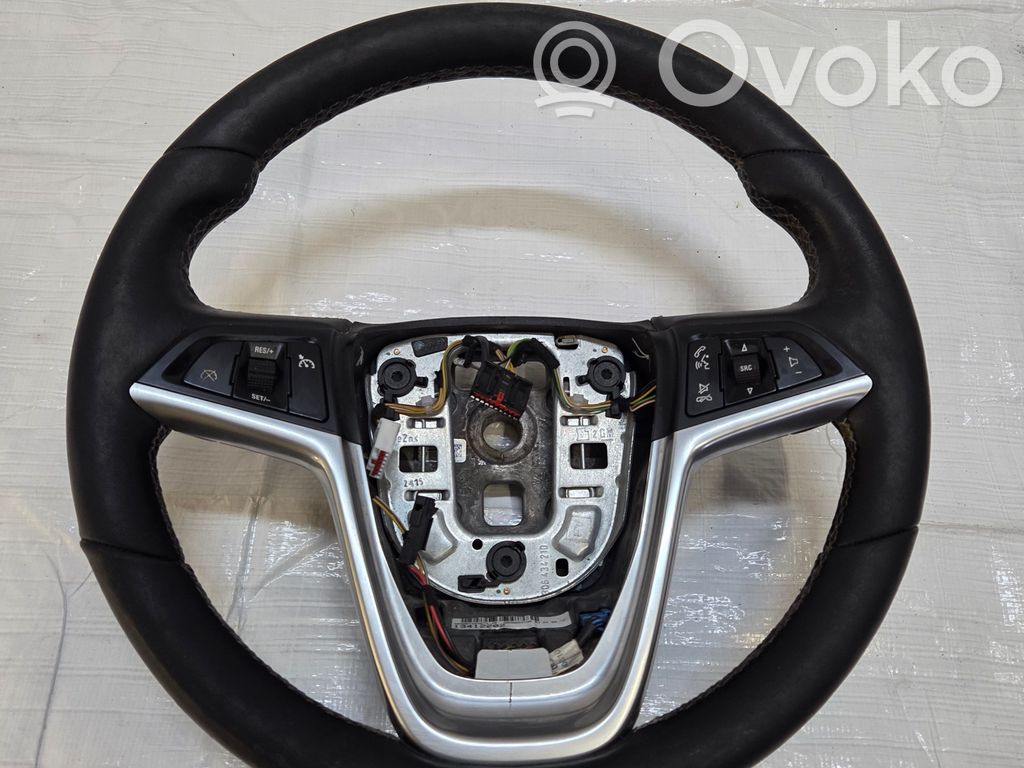 Opel Meriva B Ohjauspyörä 