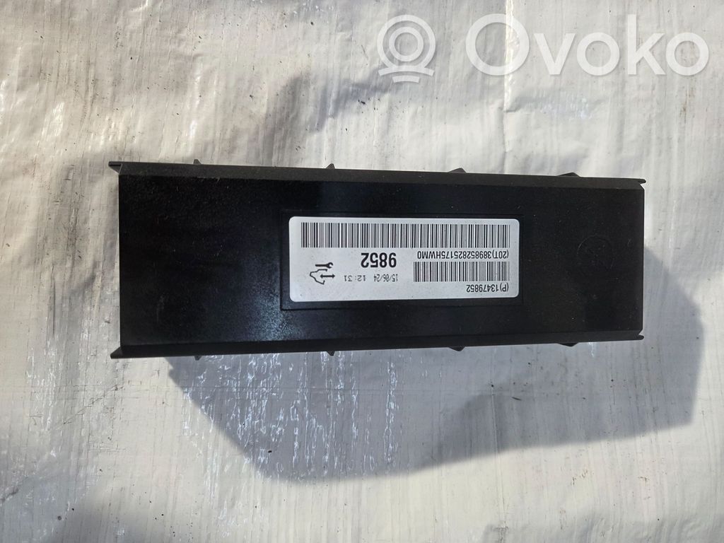 Opel Corsa E Virsbūves modulis 