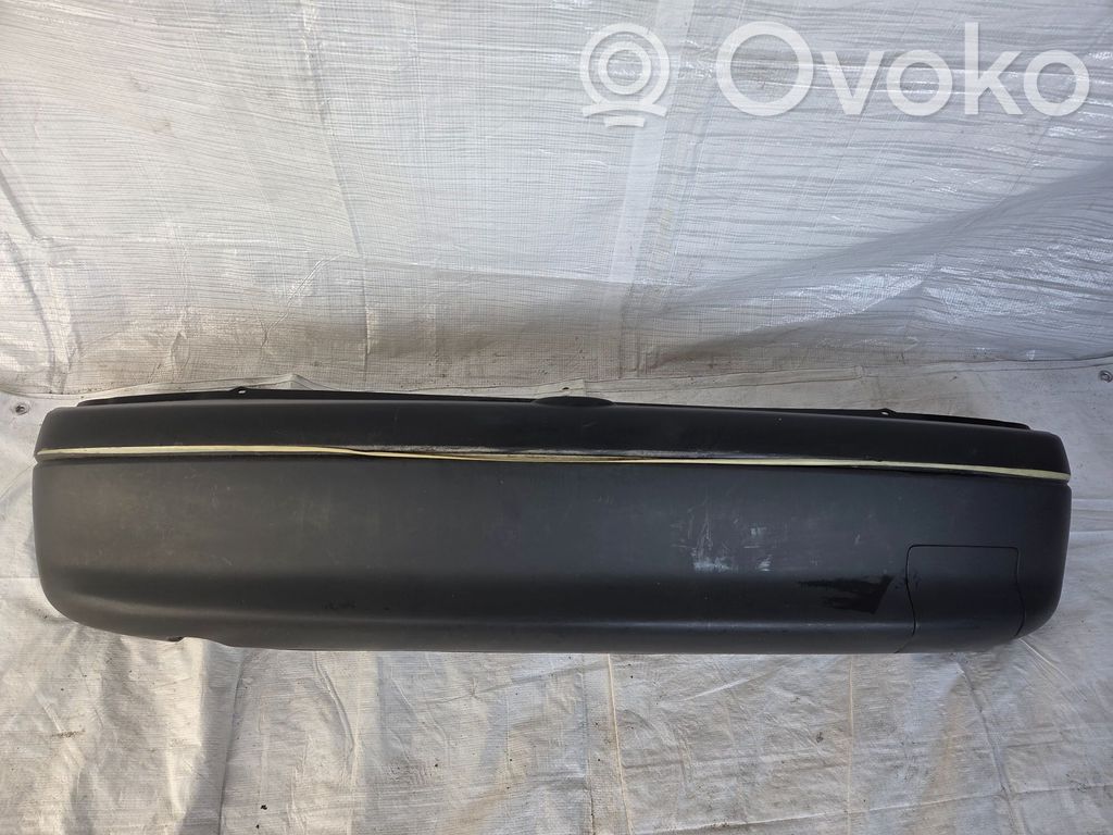 Opel Corsa B Bamperis 