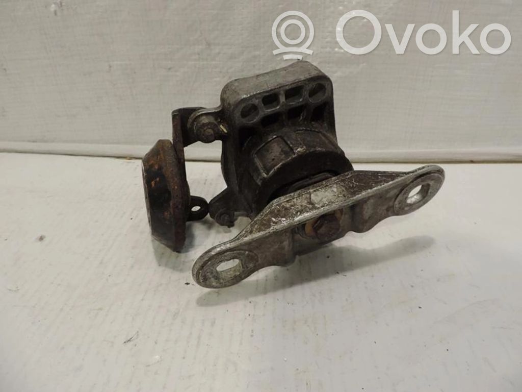 Ford Mondeo Mk III Engine mount vacuum valve 