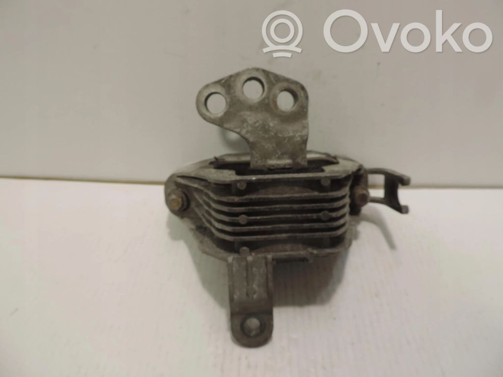 Opel Astra J Engine mount vacuum valve 