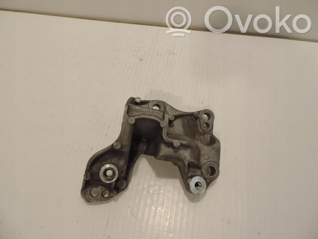 Opel Corsa F Generator/alternator bracket 