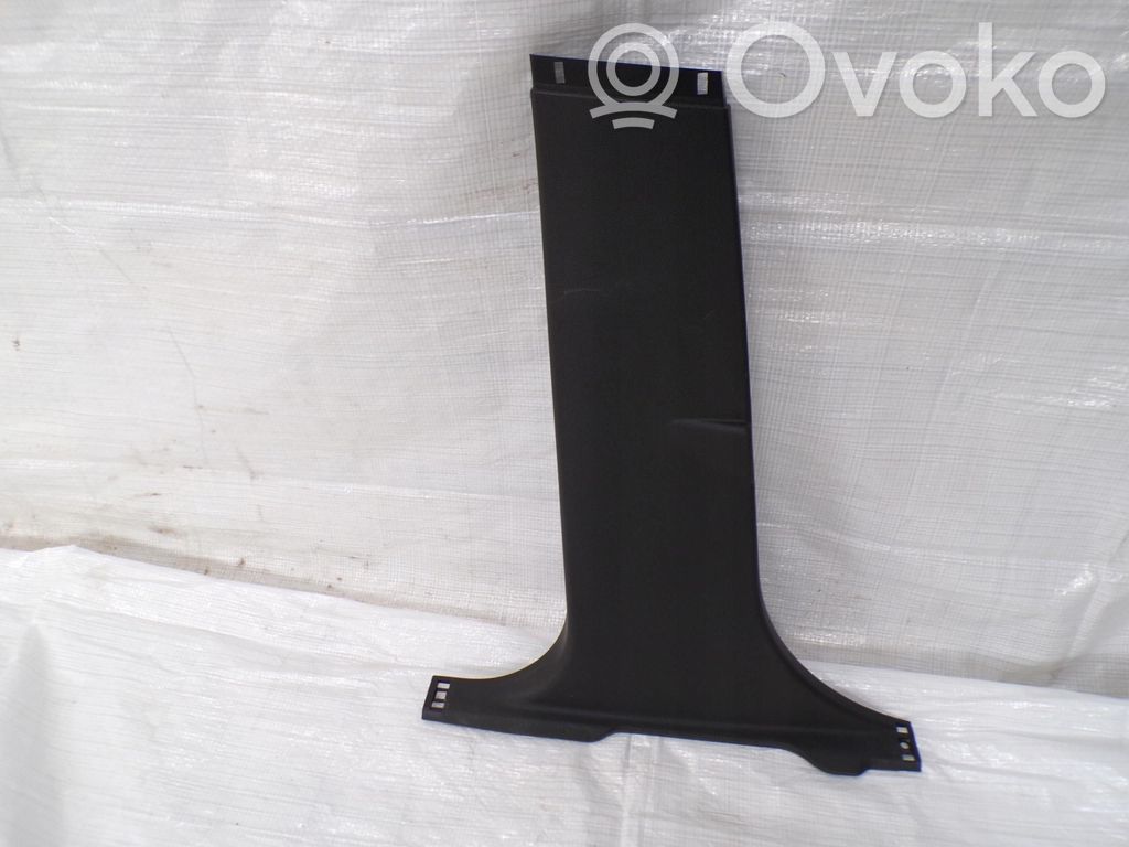 Ford Focus Pilar (B) (inferior) 