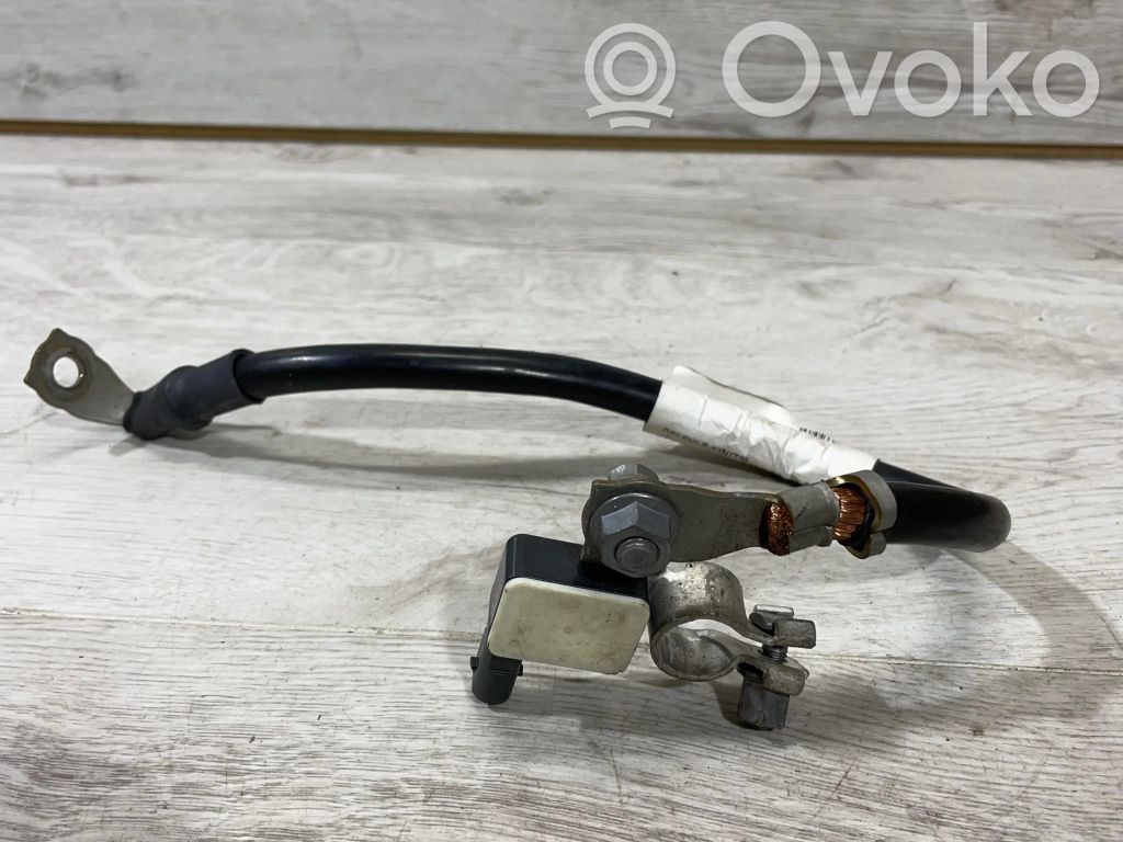Volvo XC60 Minus / Klema / Przewód akumulatora 