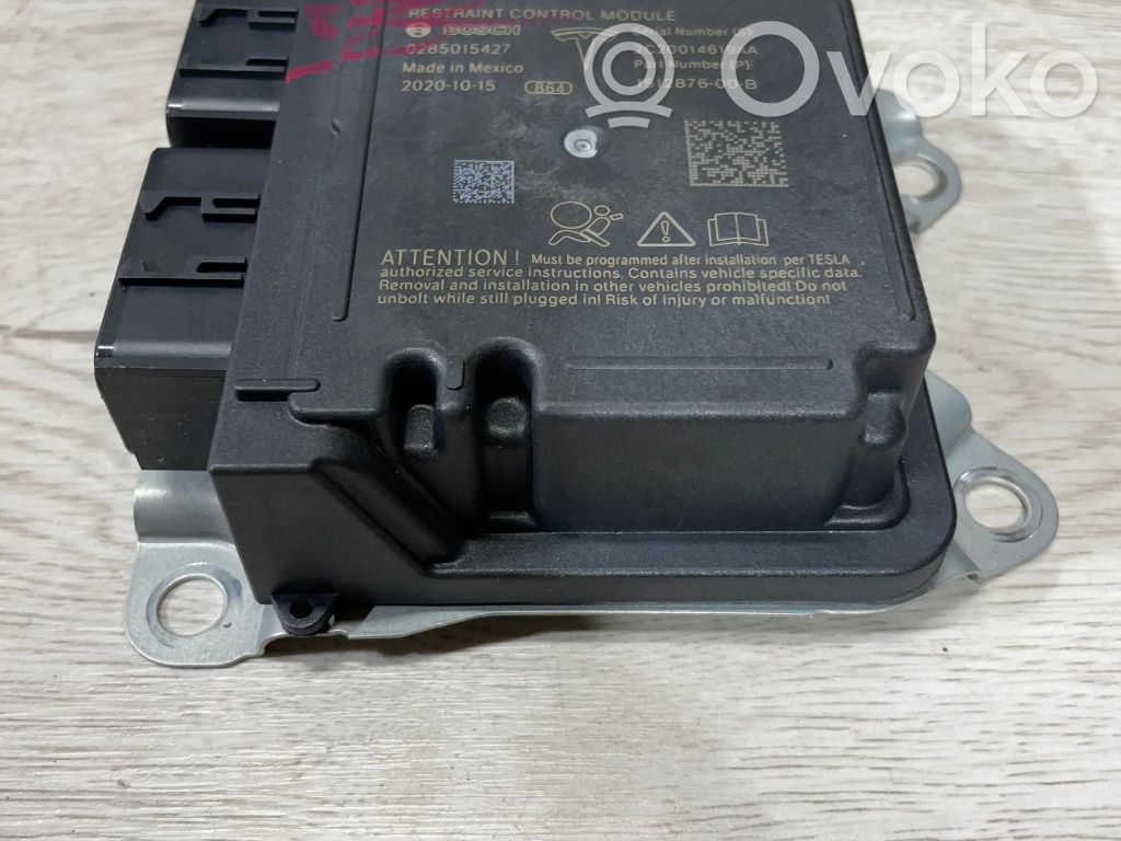 Tesla Model 3 Airbag control unit/module 