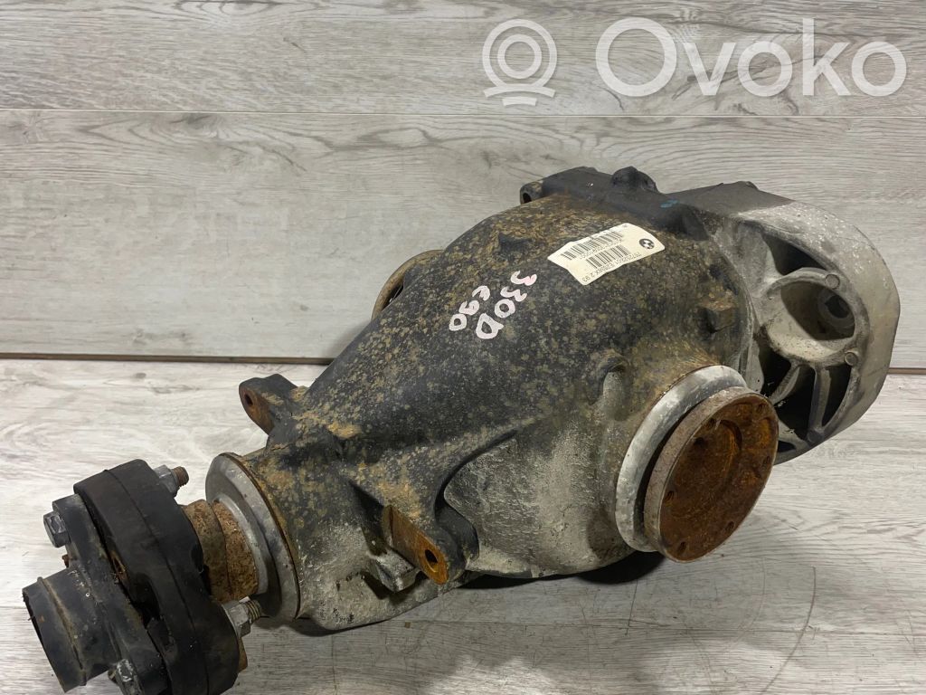 BMW 3 E90 E91 Galinis reduktorius 
