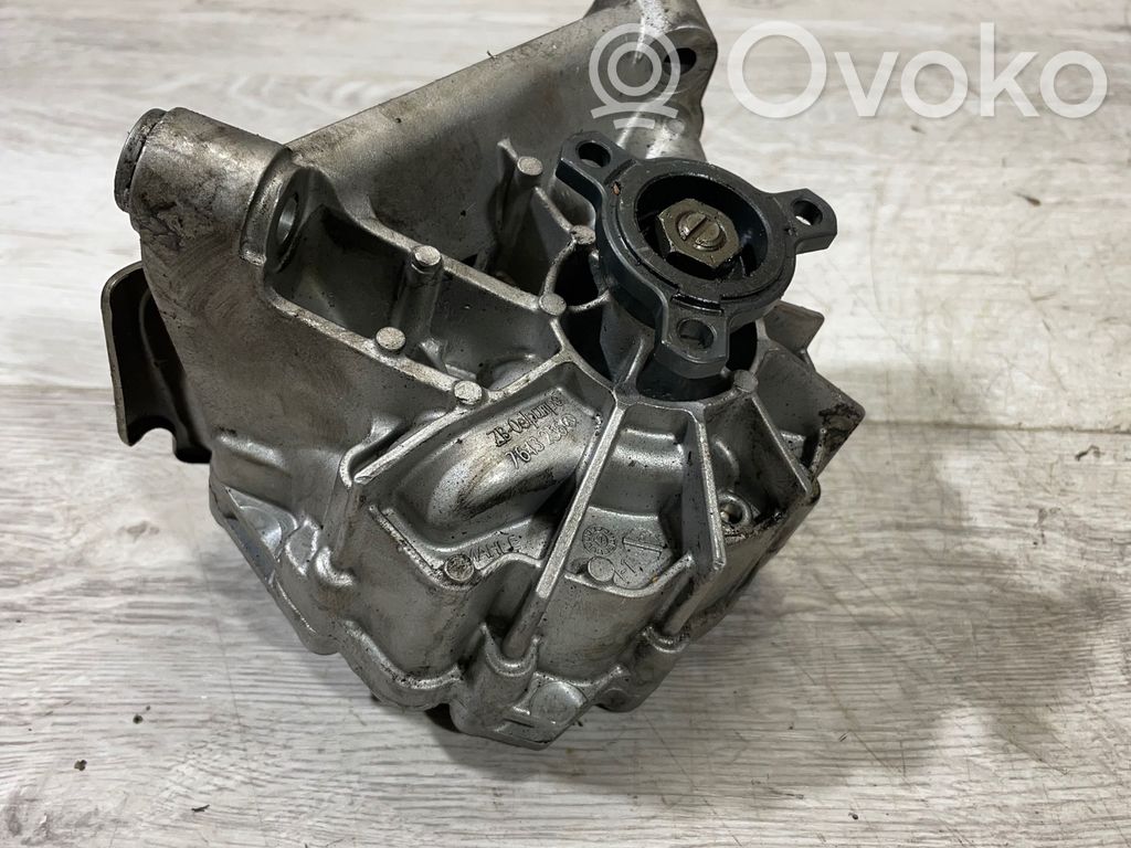 BMW 5 F10 F11 Eļļas sūknis 