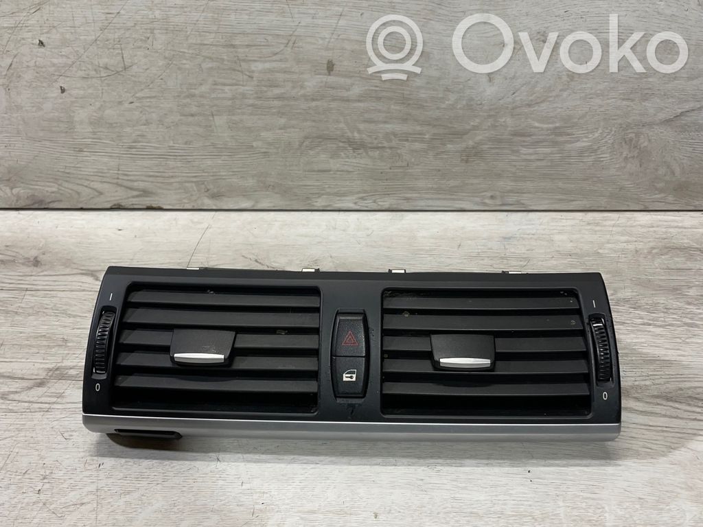 BMW X5 E70 Centrinės oro grotelės 