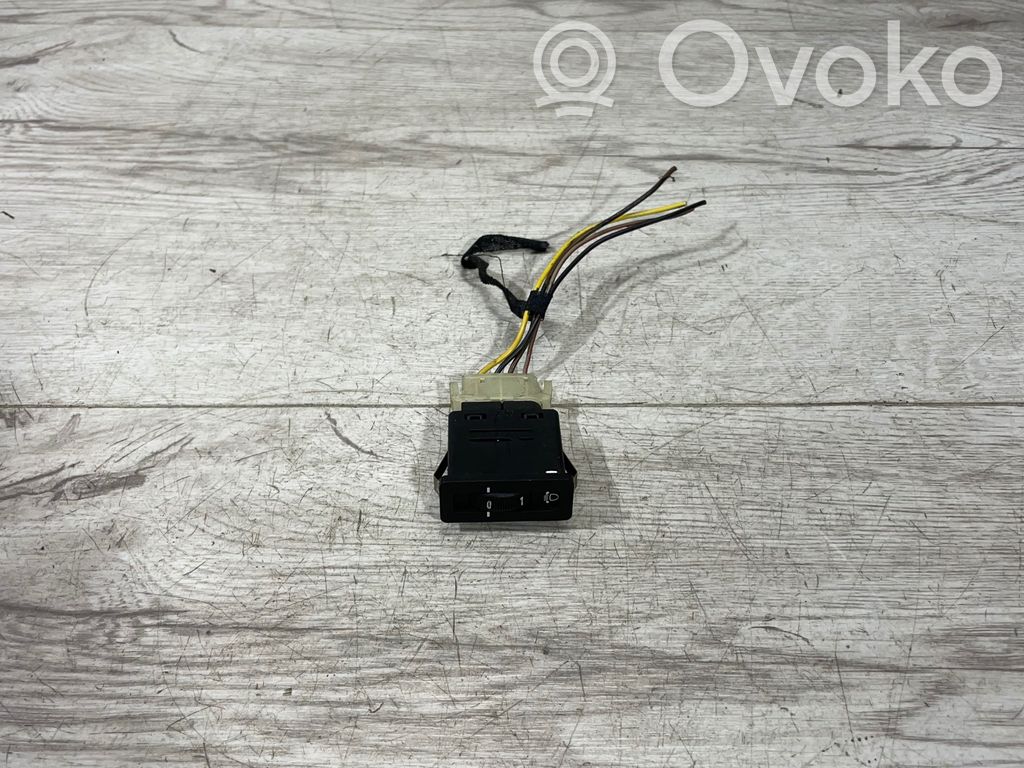 Headlight level height control switch   8363640,61318363640,04000250