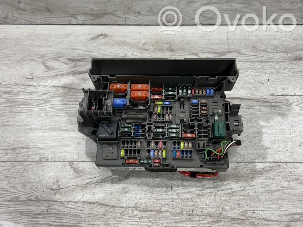 BMW Z4 E89 Drošinātāju kaste (komplekts) 