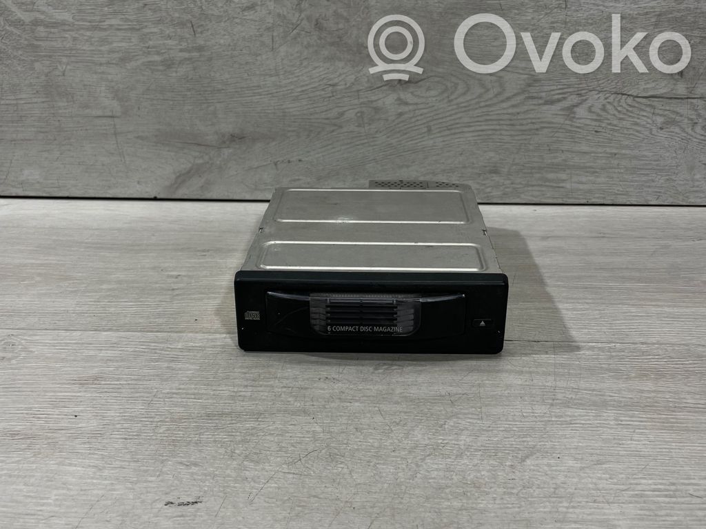 BMW 5 E60 E61 CD/DVD keitiklis 