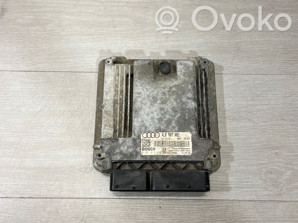 Audi SQ7 Engine control unit/module 