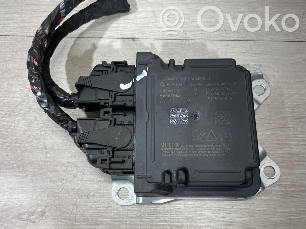 Tesla Model 3 Airbag control unit/module 