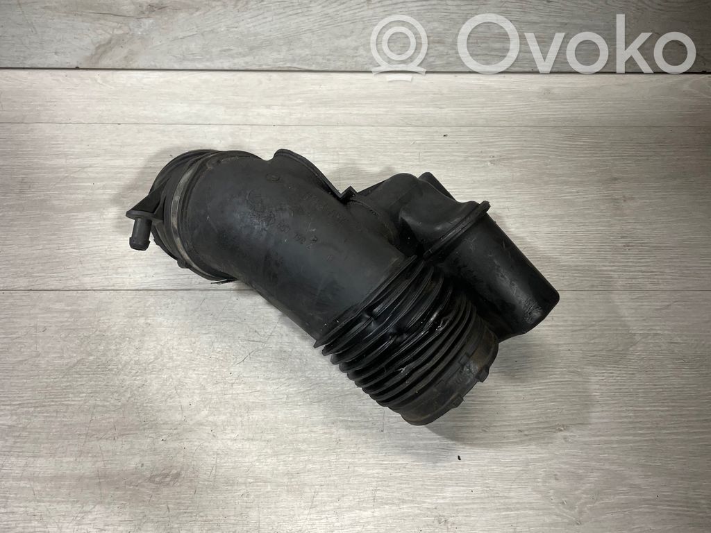 BMW 3 E90 E91 Air intake duct part 