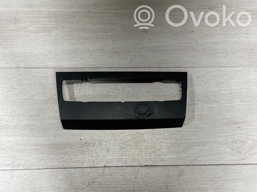 BMW 3 E90 E91 Panelės apdaila 