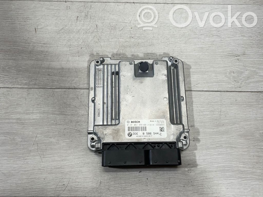 BMW X5 F15 Engine control unit/module 